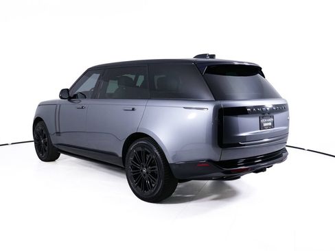 Used 2023 Land Rover Range Rover Long Wheelbase Autobiography AWD/4WD image 3