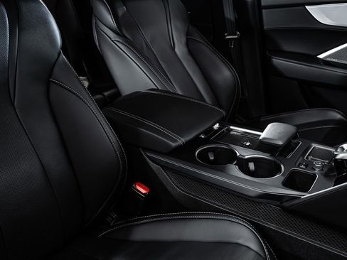 Certified 2024 Acura MDX FWD w/ Technology Package image 28
