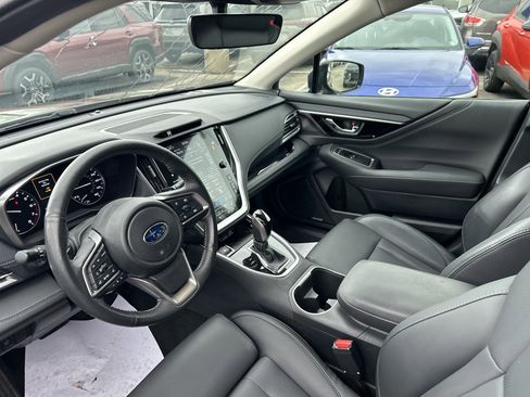 Used 2024 Subaru Outback Limited AWD/4WD image 4