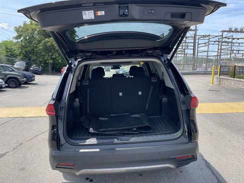 Certified 2025 Toyota Grand Highlander AWD Hybrid image 13