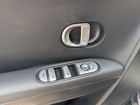 Used 2024 Hyundai Ioniq 5 SEL AWD/4WD image 24