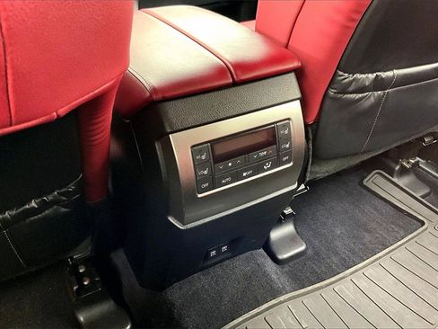 Used 2022 Lexus GX 460 Premium image 34