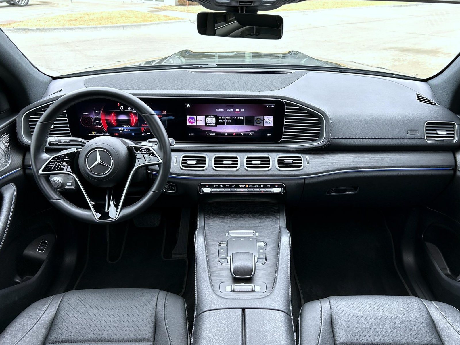 Used 2024 Mercedes-Benz GLS 450 4MATIC image 12
