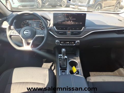 New 2026 Nissan Altima 2.5 SV AWD/4WD image 11