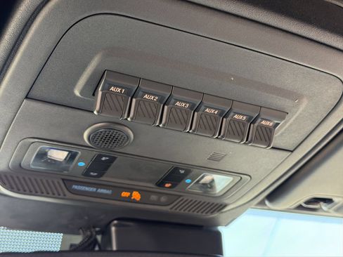 Used 2024 Ford Bronco Badlands AWD/4WD image 19