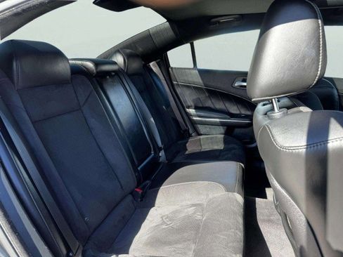 Used 2018 Dodge Charger R/T Scat Pack w/ Dynamics Package image 47