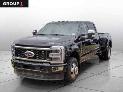 New 2025 Ford F350 Platinum w/ Platinum Plus Package