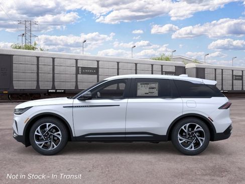 New 2026 Lincoln Nautilus Premier AWD/4WD image 3