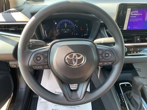 Used 2026 Toyota Corolla LE FWD image 25