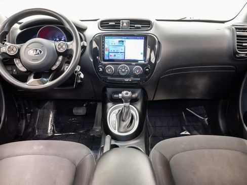 Used 2017 Kia Soul FWD image 23