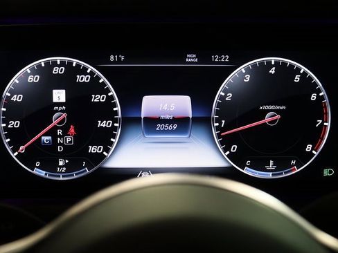 Used 2022 Mercedes-Benz G 550 image 22