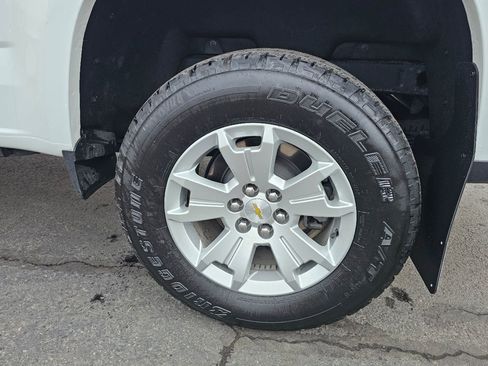 Used 2022 Chevrolet Colorado LT w/ Fleet Safety Package image 24