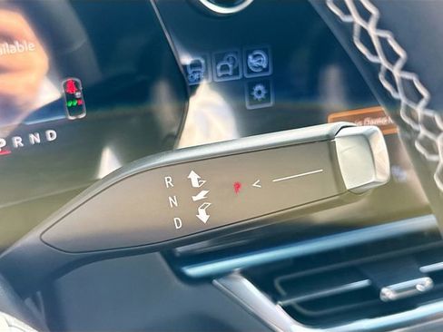 New 2026 Chevrolet Equinox EV LT image 18