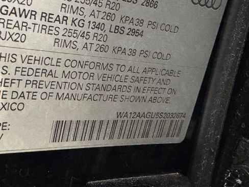 Used 2025 Audi Q5 Premium Plus w/ Premium Plus image 21