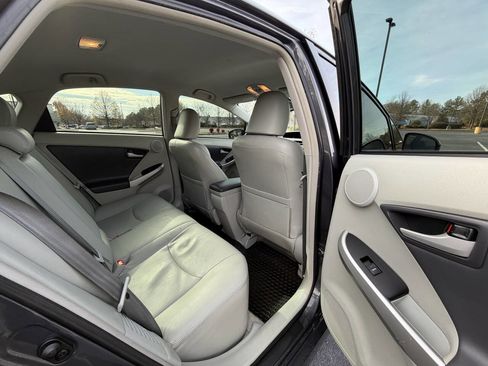 Used 2011 Toyota Prius Three image 14