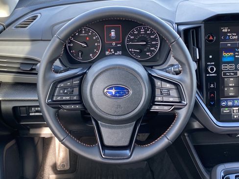 Used 2025 Subaru Crosstrek 2.5i Limited w/ Crosstrek Mirror Package image 10