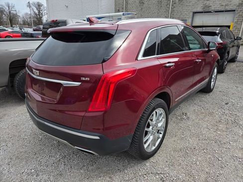 Used 2017 Cadillac XT5 Platinum w/ Driver Assist Package image 4