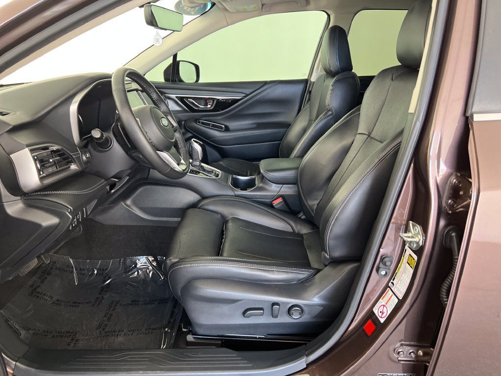Used 2020 Subaru Outback Limited w/ Popular Package #2 AWD/4WD image 12