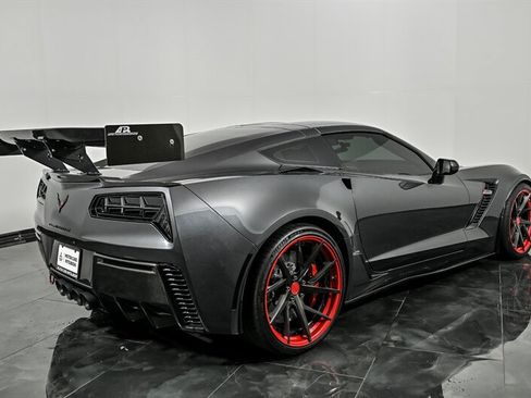 Used 2017 Chevrolet Corvette Z06 RWD image 9