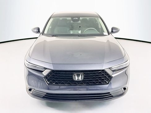 Certified 2025 Honda Accord LX image 2