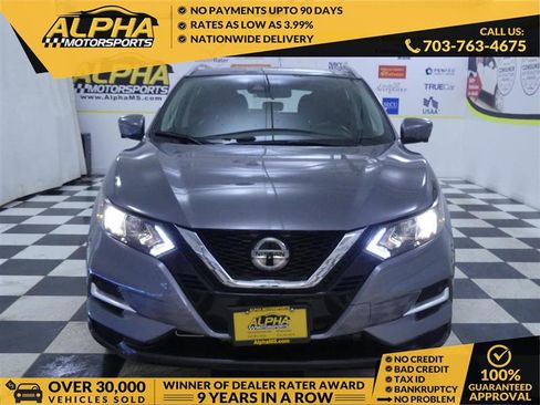 Used 2022 Nissan Rogue Sport SL image 2