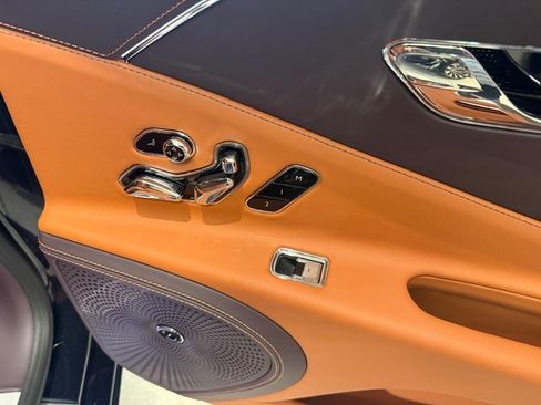 Used 2020 Bentley Flying Spur W12 image 36