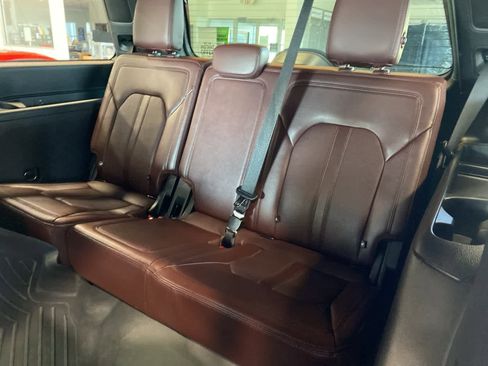 Certified 2022 Ford Expedition Limited image 29