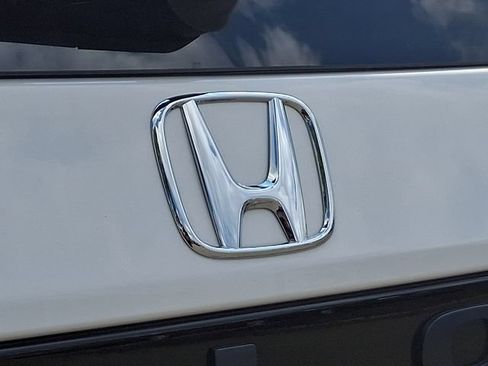 Used 2025 Honda Pilot EX-L image 31