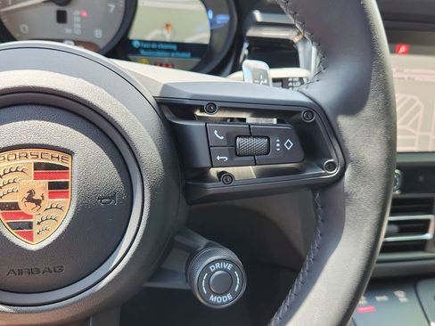 Used 2024 Porsche Macan S AWD/4WD image 21