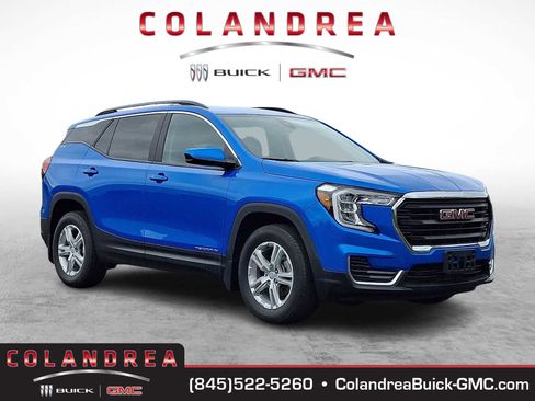 Certified 2024 GMC Terrain SLE w/ Driver Convenience Package AWD/4WD image 1