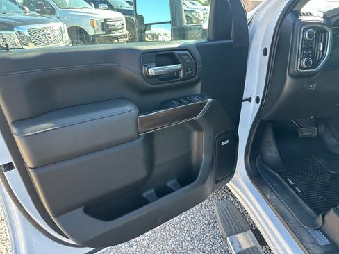 Used 2022 GMC Sierra 3500 SLT w/ SLT Premium Package AWD/4WD image 33