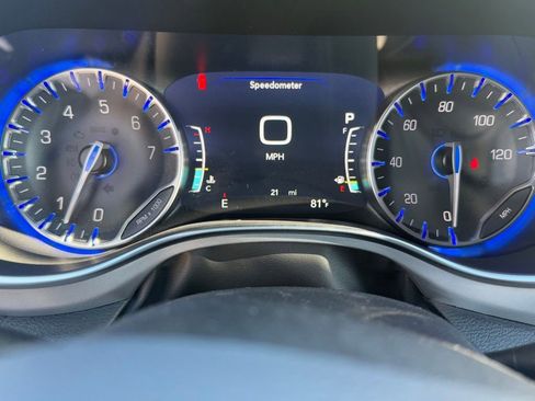 New 2026 Chrysler Pacifica Limited w/ S Appearance Package image 18