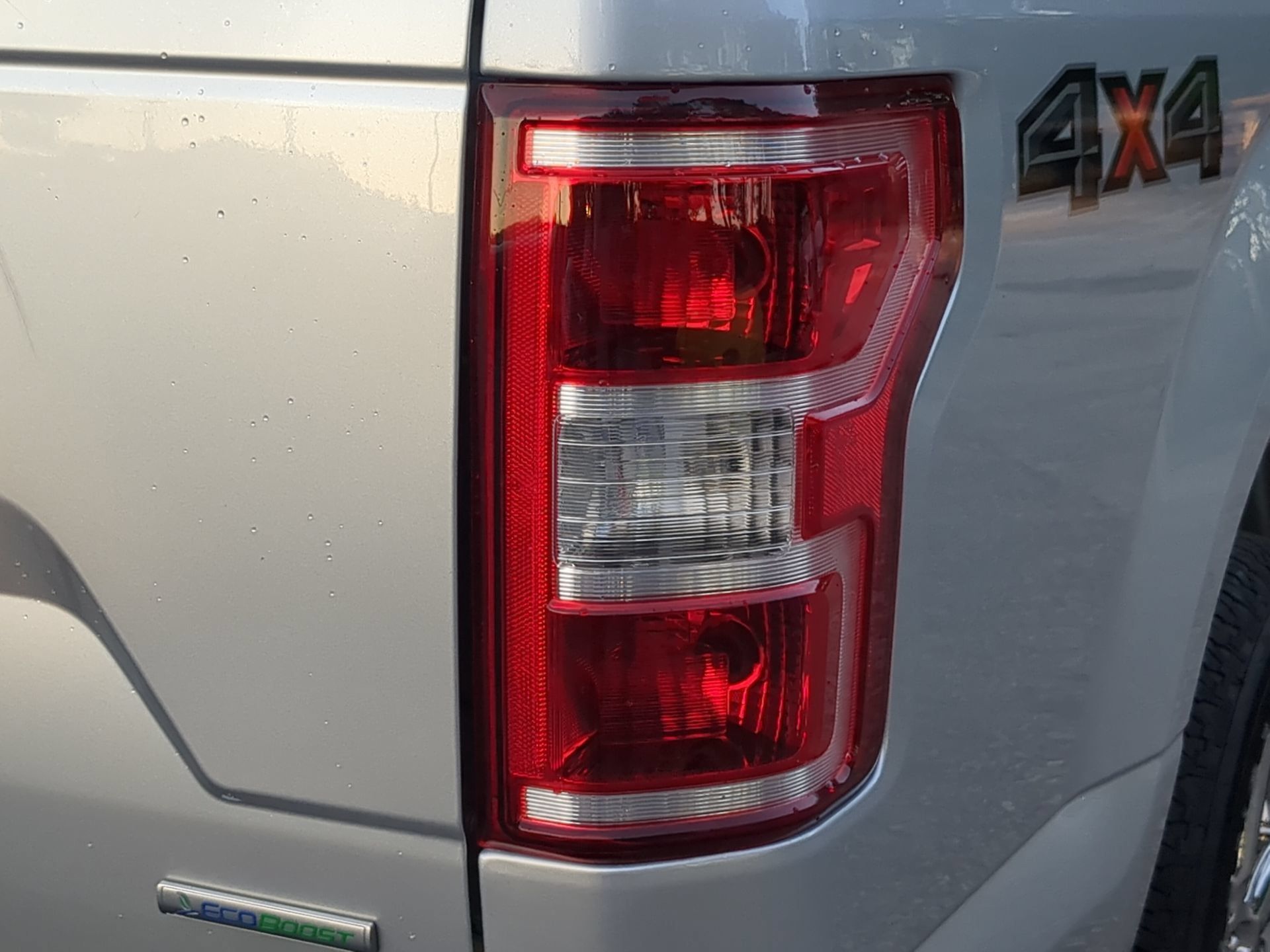 Used 2019 Ford F150 XLT w/ Equipment Group 302A Luxury AWD/4WD image 45