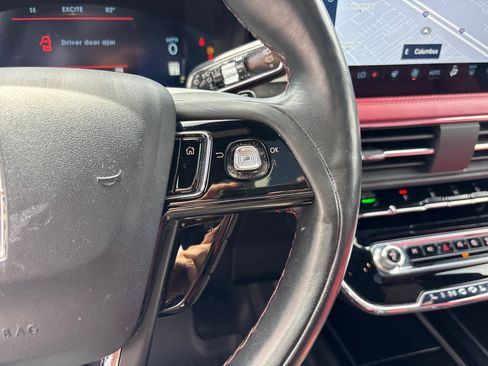 Certified 2023 Lincoln Corsair Reserve AWD/4WD image 18