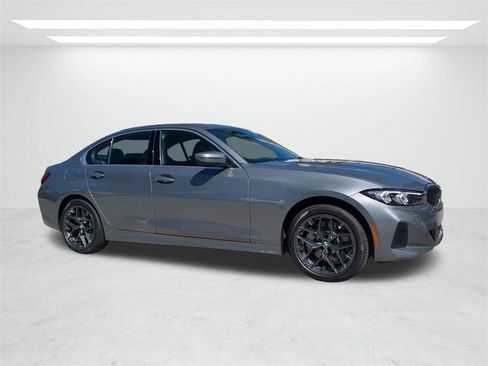 New 2026 BMW 330i Sedan w/ Premium Package image 2