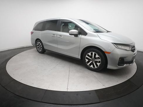 Used 2025 Honda Odyssey EX-L image 38