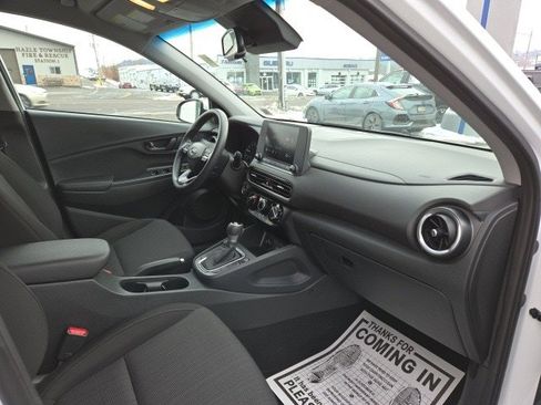 Used 2023 Hyundai Kona SEL image 16