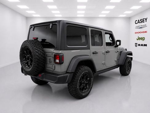 Used 2023 Jeep Wrangler Unlimited w/ Cold Weather Group AWD/4WD image 9