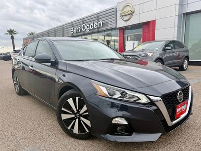 Certified 2022 Nissan Altima 2.5 SL