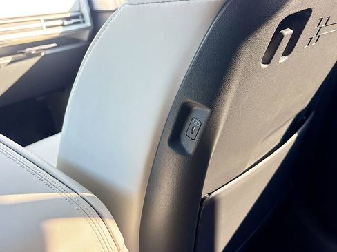 New 2026 Hyundai Santa Fe SEL image 24