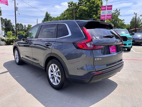 Used 2023 Honda CR-V EX image 10