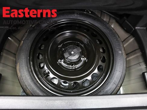 Used 2020 Chevrolet Equinox LS w/ LPO, Floor Liner Package FWD image 21
