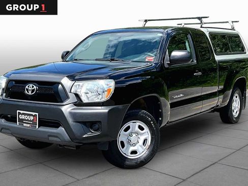 Used 2015 Toyota Tacoma 2WD Access Cab w/ Convenience Package image 1