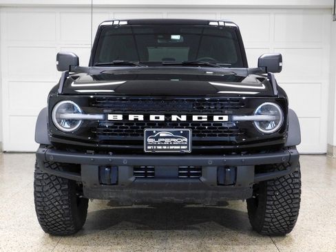 Used 2024 Ford Bronco Wildtrak image 5