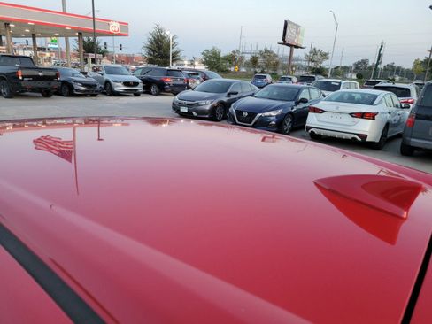 Used 2018 Honda Civic Sport image 13