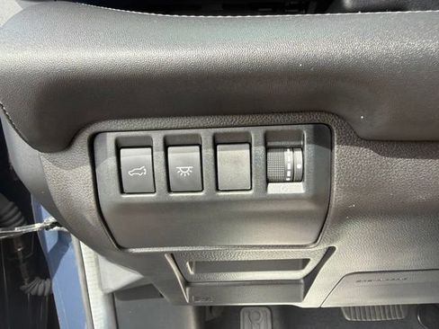 Used 2024 Subaru Ascent Limited w/ Technology Package AWD/4WD image 16