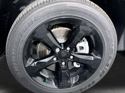 New 2025 Jeep Grand Cherokee L Altitude AWD/4WD image 12