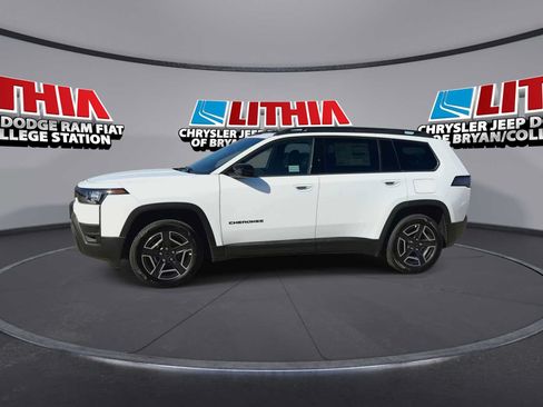 New 2026 Jeep Cherokee Laredo AWD/4WD image 4