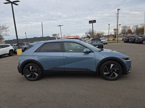 New 2026 Hyundai Ioniq 5 SEL image 5