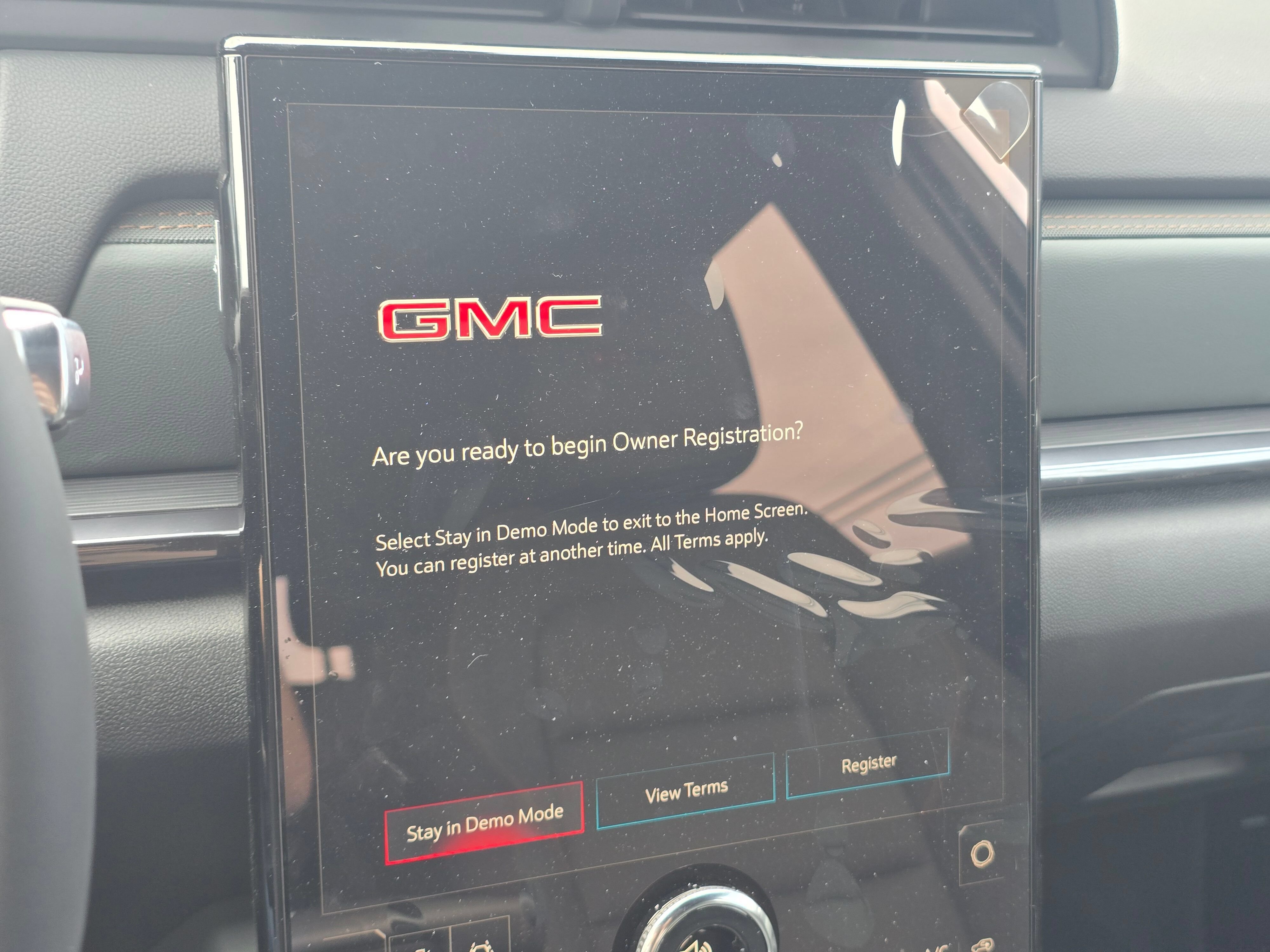 New 2027 GMC Terrain AT4 w/ Technology Package II AWD/4WD image 16